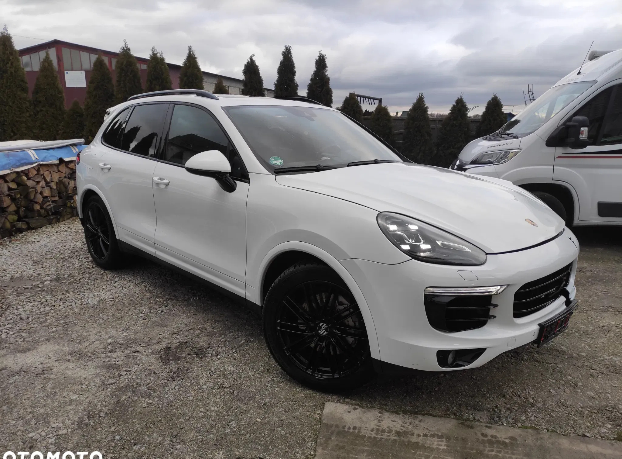 porsche kańczuga Porsche Cayenne cena 127800 przebieg: 127000, rok produkcji 2017 z Kańczuga